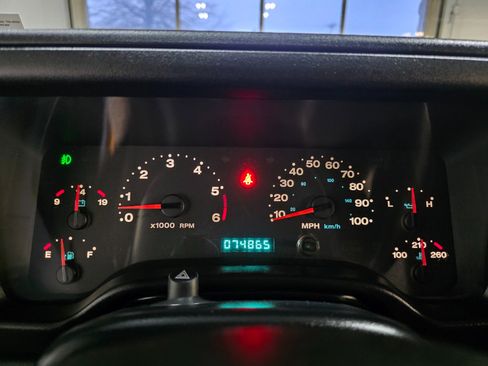 Used 2005 Jeep Wrangler Sport w/ 30" Tire & Wheel Group image 33