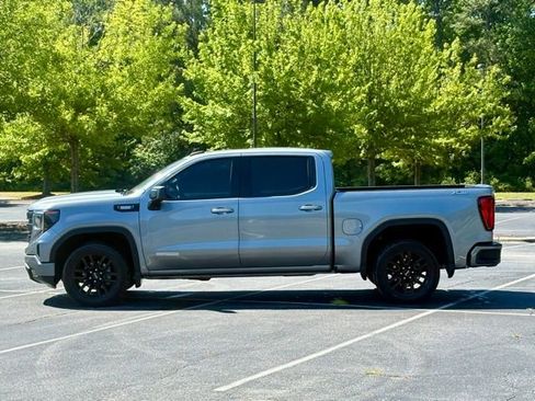 Used 2023 GMC Sierra 1500 Elevation w/ X31 Off-Road Package AWD/4WD image 3