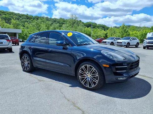Used 2017 Porsche Macan Turbo AWD/4WD image 16