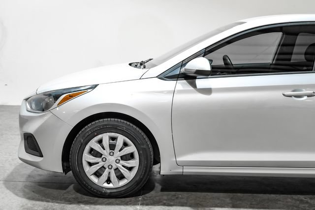 Used 2019 Hyundai Accent SE FWD image 14