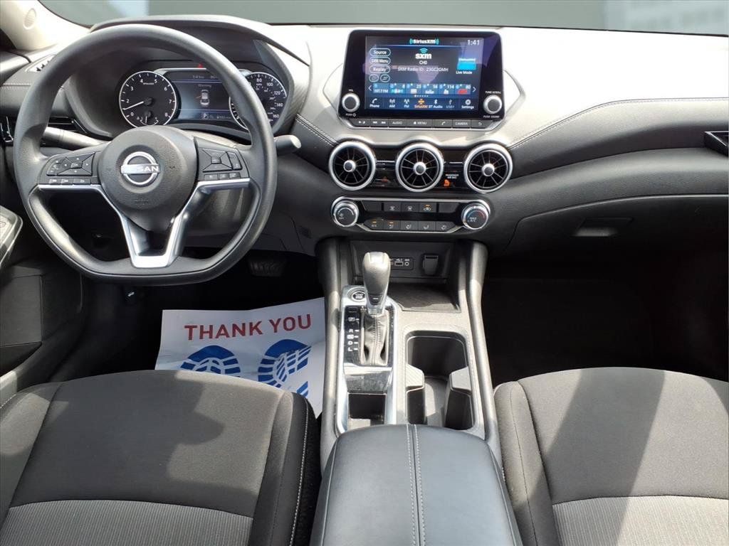 Used 2025 Nissan Sentra SV FWD image 21