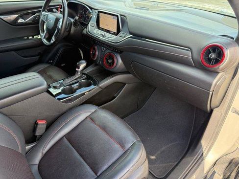 Used 2021 Chevrolet Blazer RS w/ Enhanced Convenience Package image 32