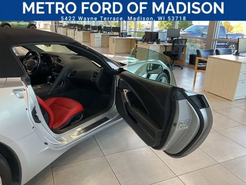 Used 2017 Chevrolet Corvette Stingray Convertible w/ Battery Protection Package image 37