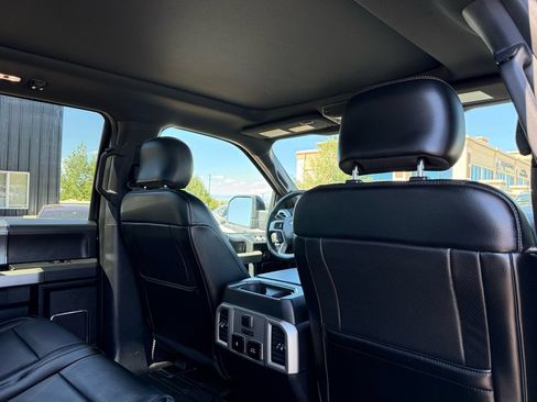 Used 2017 Ford F150 Lariat w/ Equipment Group 502A Luxury AWD/4WD image 21