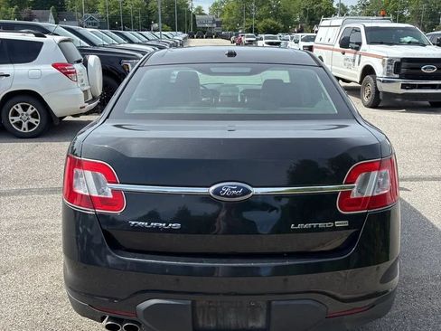 Used 2010 Ford Taurus Limited AWD/4WD image 7
