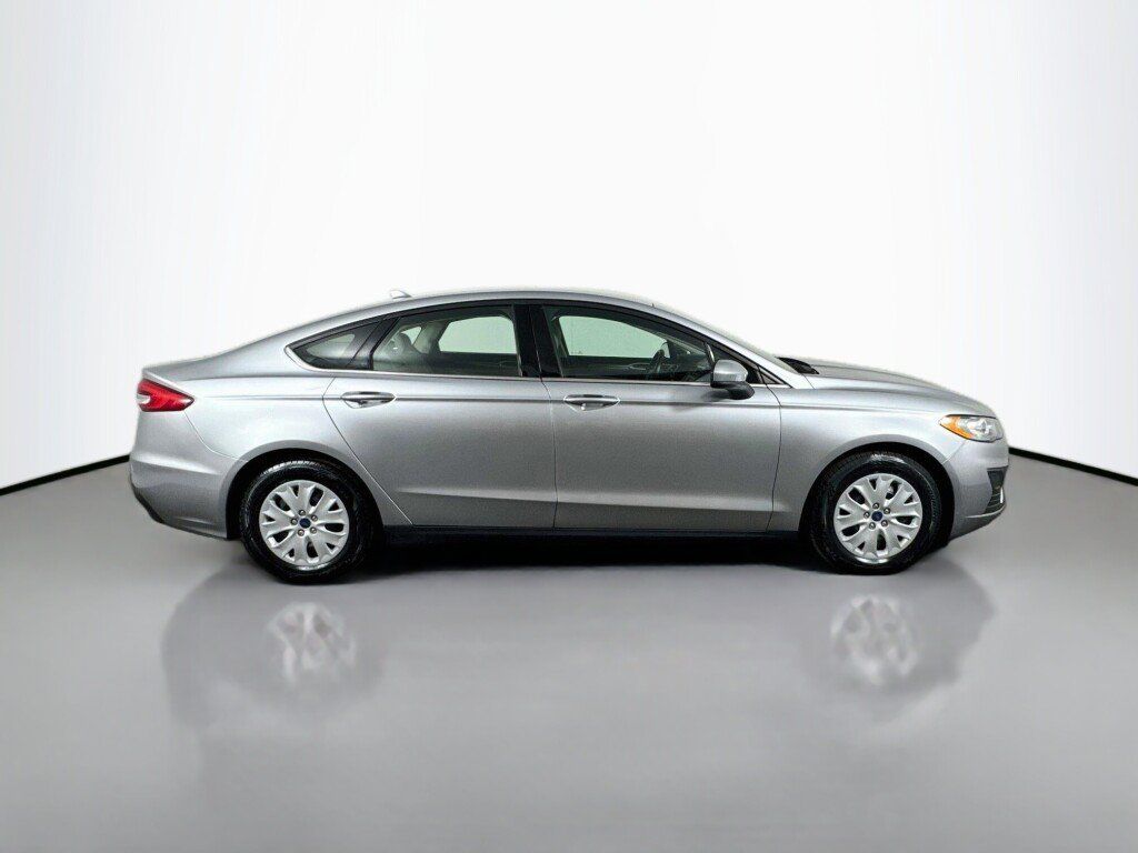 Used 2020 Ford Fusion S FWD image 6