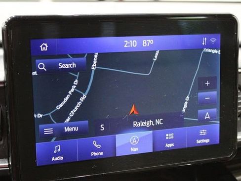 Used 2021 Ford Explorer Limited image 8