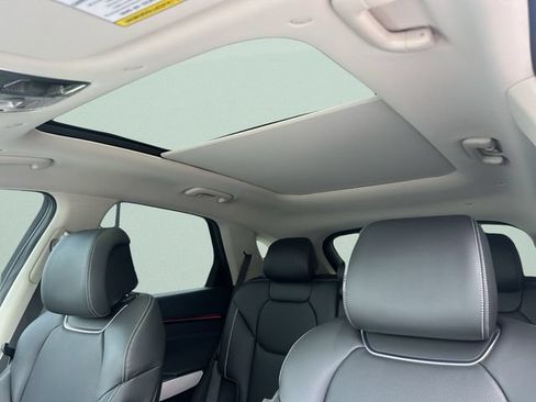 New 2026 Genesis GV70 2.5T Advanced AWD/4WD image 19