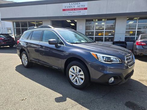 Used 2015 Subaru Outback 2.5i Premium image 30