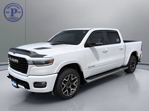Used 2025 RAM 1500 Laramie w/ Sport Appearance Package AWD/4WD image 3