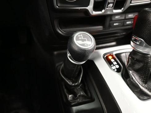 Used 2022 Jeep Wrangler Unlimited Sport AWD/4WD image 25