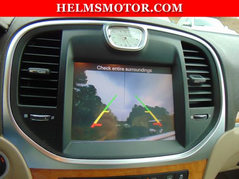 Used 2014 Chrysler 300 C w/ Light Group image 34