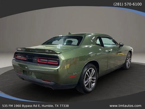 Used 2018 Dodge Challenger GT w/ Driver Convenience Group AWD/4WD image 7
