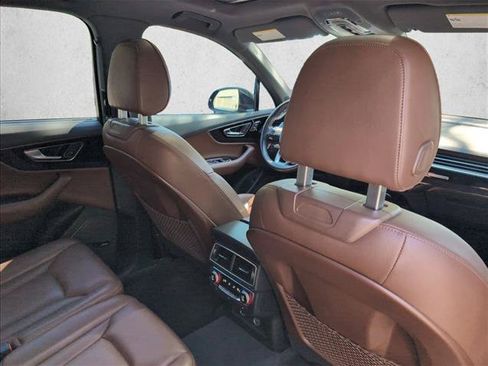 Used 2018 Audi Q7 3.0T Prestige w/ Prestige Package AWD/4WD image 26