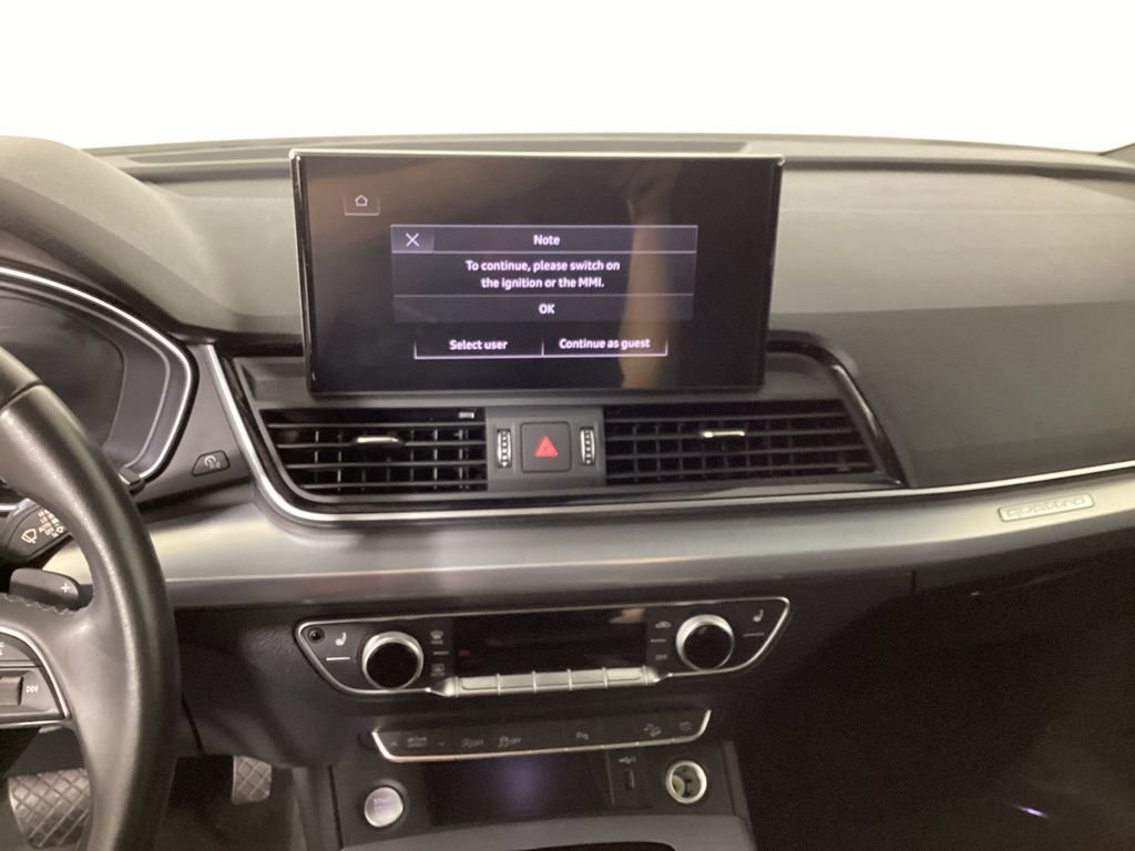 Used 2025 Audi Q5 2.0T Premium AWD/4WD image 16