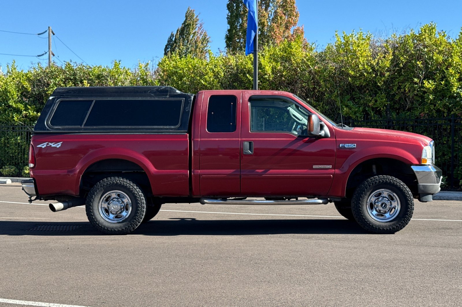 Used 2003 Ford F250 4x4 SuperCab Super Duty image 3