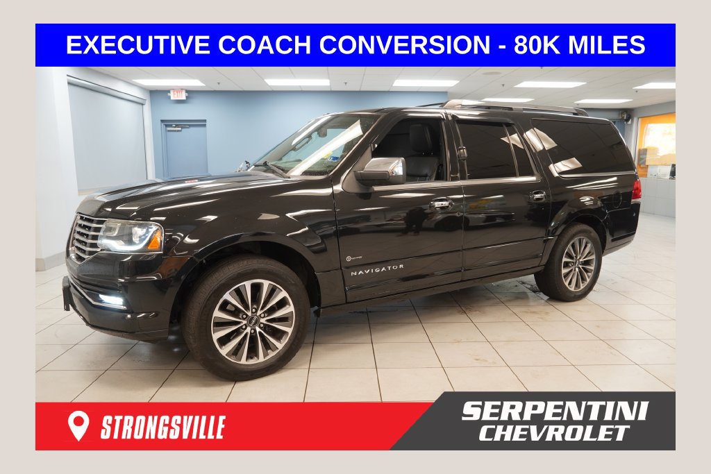 Used 2015 Lincoln Navigator L 4WD image 1