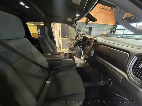 Used 2021 Chevrolet Silverado 1500 Custom AWD/4WD image 20
