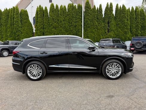 Used 2023 Acura MDX SH-AWD w/ Advance Package image 11
