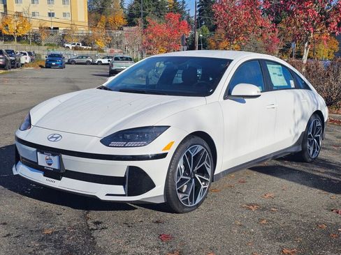 New 2025 Hyundai Ioniq 6 SEL image 3