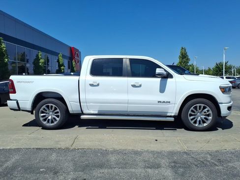 Used 2022 RAM 1500 Laramie w/ Sport Appearance Package AWD/4WD image 8