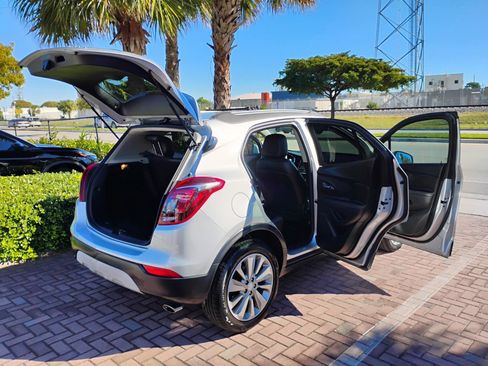 Used 2017 Buick Encore Preferred FWD image 36