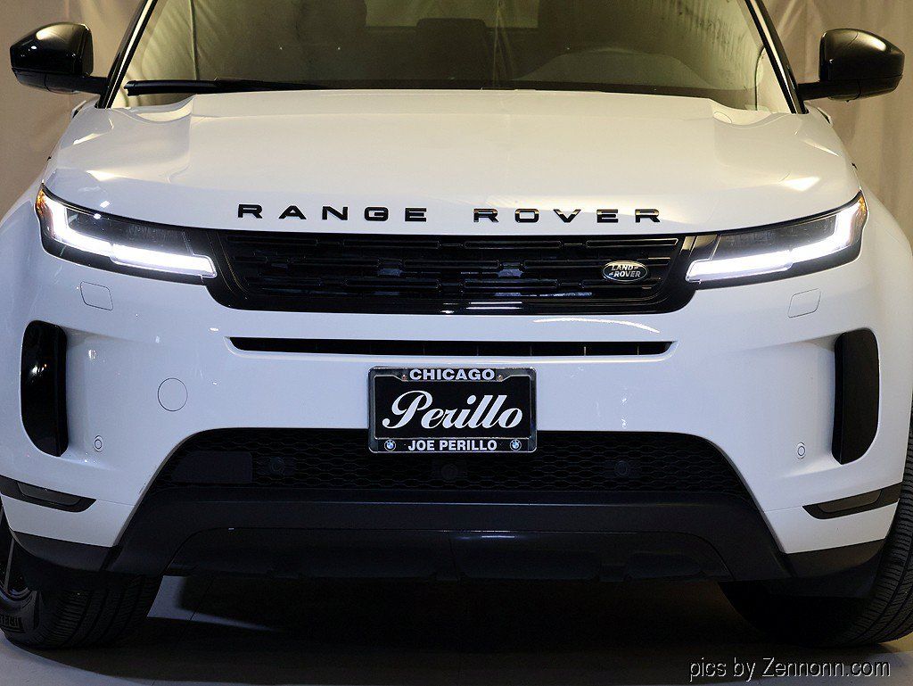 Used 2024 Land Rover Range Rover Evoque S AWD/4WD image 6