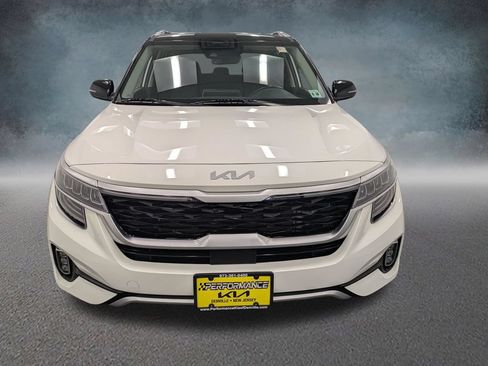 Used 2022 Kia Seltos SX AWD/4WD image 2
