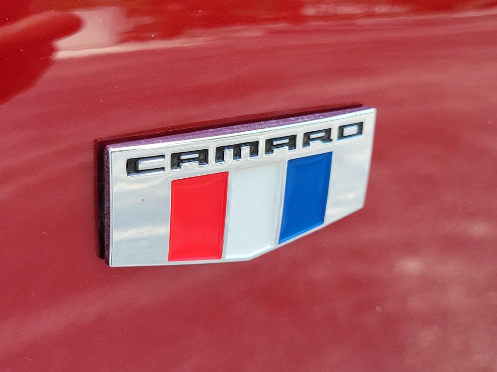 Used 2017 Chevrolet Camaro SS RWD image 12