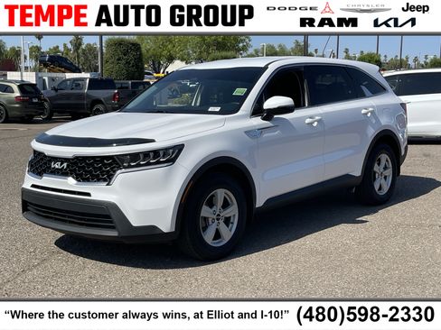 Used 2022 Kia Sorento LX FWD image 1