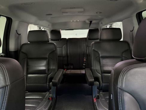 Used 2019 GMC Yukon XL Denali image 12