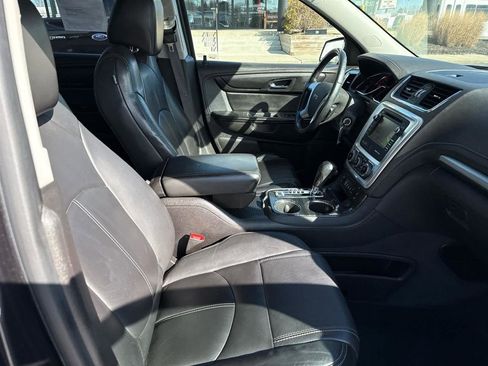 Used 2014 GMC Acadia SLT image 31