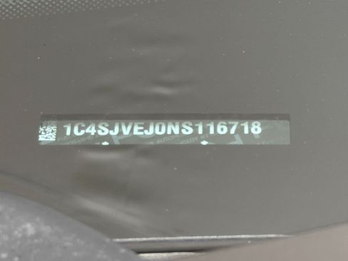 Used 2022 Jeep Grand Wagoneer Series I AWD/4WD image 22