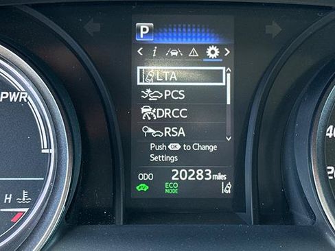 Used 2021 Toyota Camry SE FWD image 27