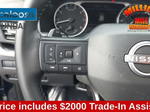 Used 2025 Nissan Rogue SV AWD/4WD image 17
