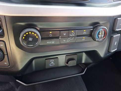 Used 2023 Ford F150 XLT AWD/4WD image 16