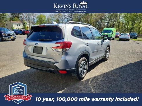 Used 2023 Subaru Forester Premium AWD/4WD image 6