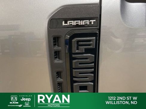 Used 2024 Ford F250 Lariat w/ Sport Appearance Package image 39