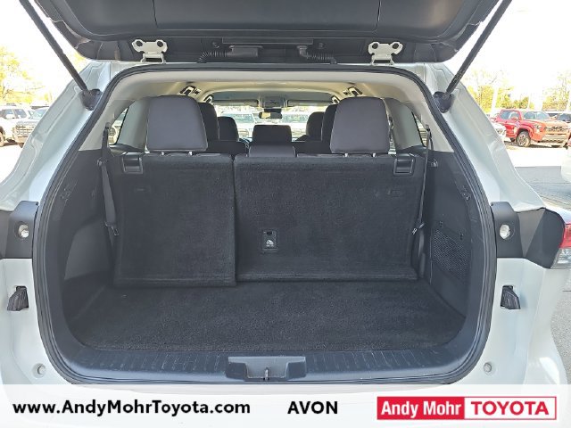 Certified 2022 Toyota Highlander L FWD image 30