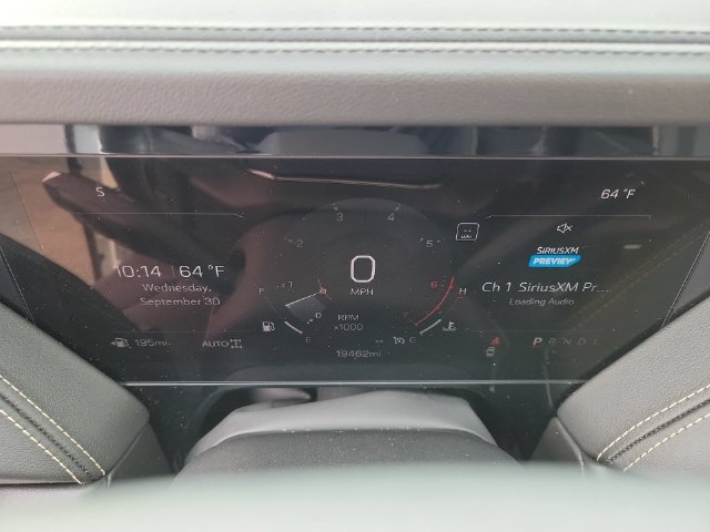 Used 2025 GMC Yukon XL Elevation w/ Elevation Premium Package AWD/4WD image 18