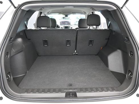 Used 2024 Chevrolet Equinox LS w/ Driver Confidence II Package FWD image 31