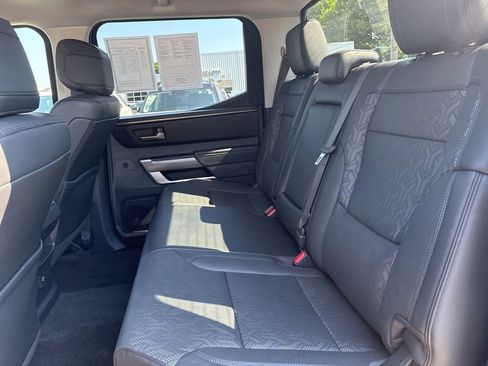 Used 2022 Toyota Tundra SR5 w/ SR5 Premium Package RWD image 27