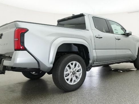 New 2026 Toyota Tacoma SR5 AWD/4WD image 25