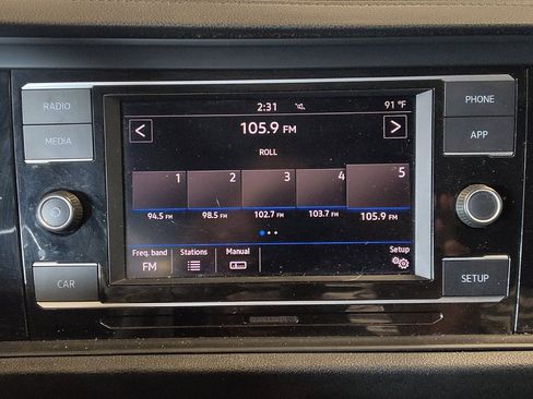 Used 2019 Volkswagen Jetta R-Line w/ R-Line Cold Weather Package FWD image 25