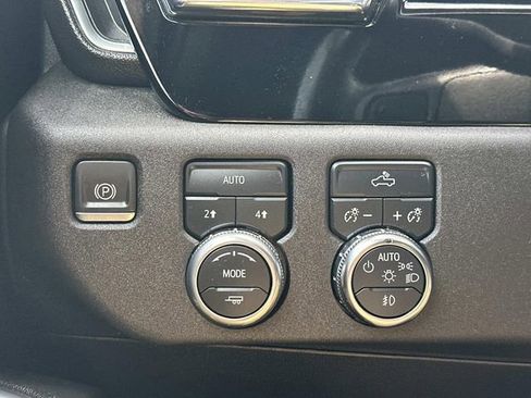 Used 2023 GMC Sierra 1500 Elevation AWD/4WD image 24