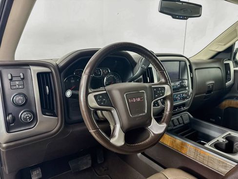 Used 2018 GMC Sierra 1500 SLT w/ Texas SLT Premium Package AWD/4WD image 10