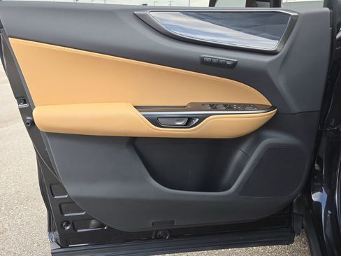 Certified 2025 Lexus NX 350h AWD w/ Accessory Package (2T) image 32