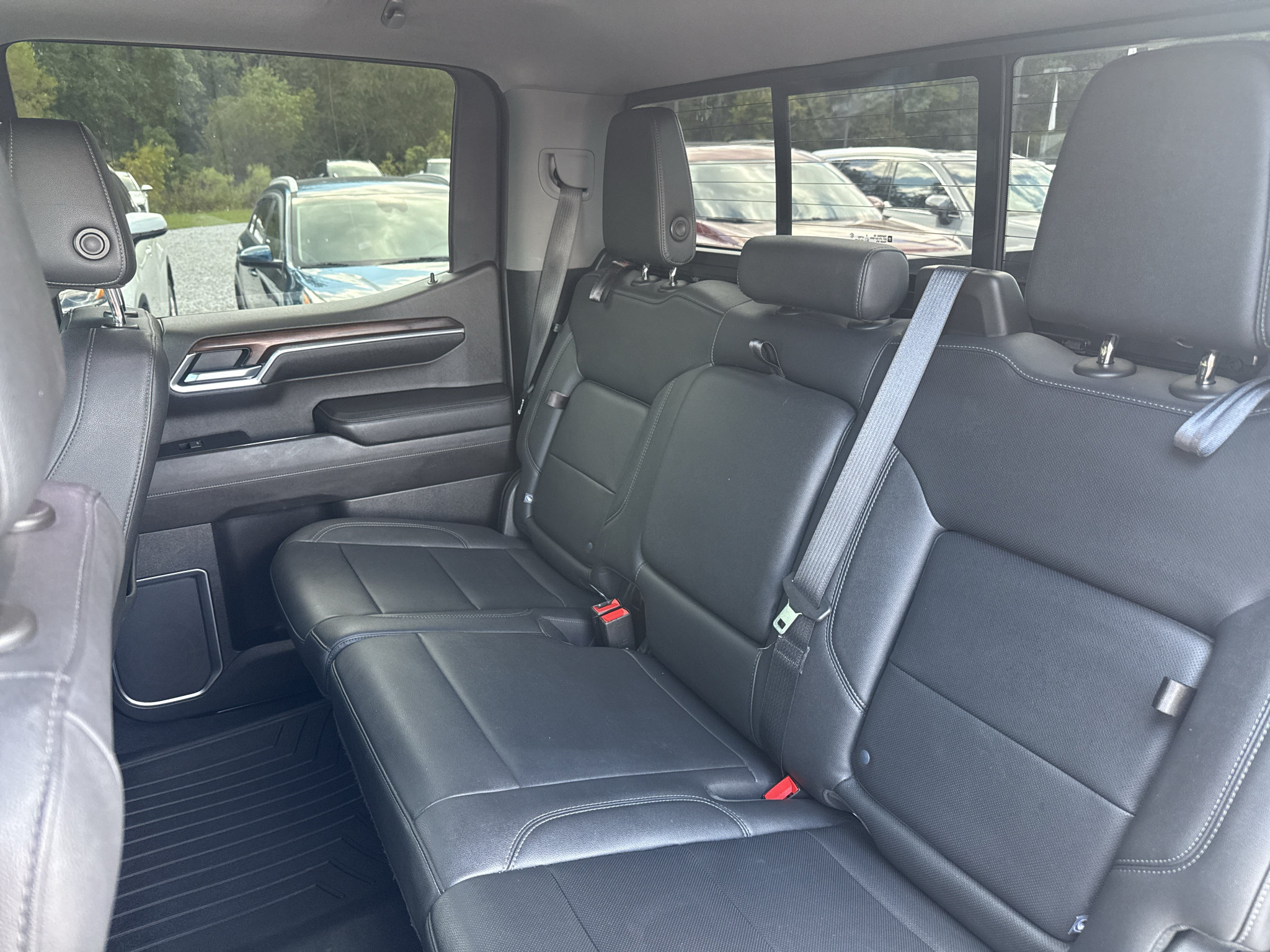 Used 2022 GMC Sierra 1500 SLT w/ SLT Convenience Package AWD/4WD image 27
