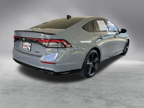 Used 2024 Honda Accord Sport image 3