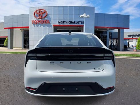 New 2026 Toyota Prius Plug-In Hybrid FWD image 6